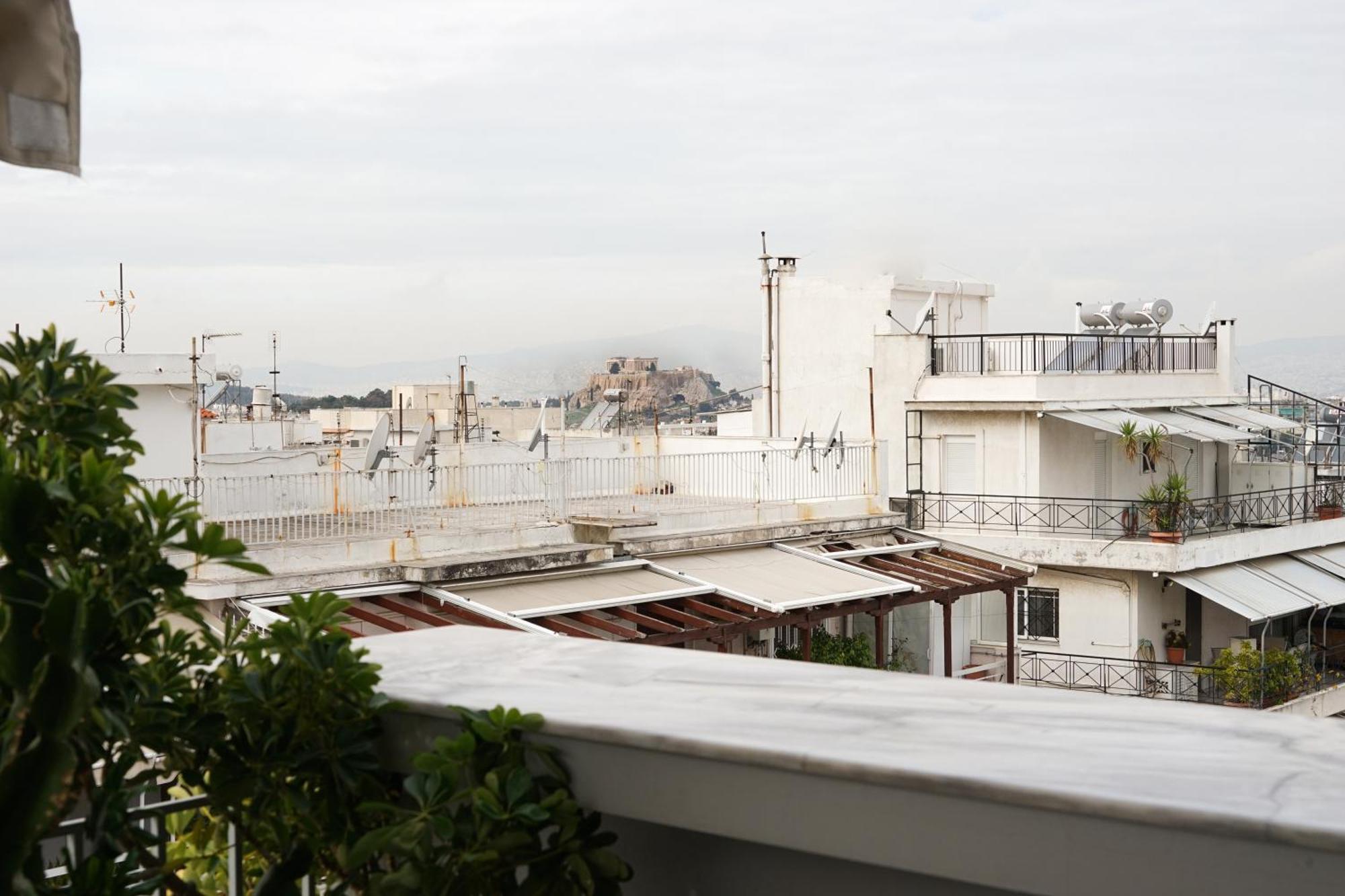 Small & Cozy With Acropolis & Lycabettus View Athén Kültér fotó